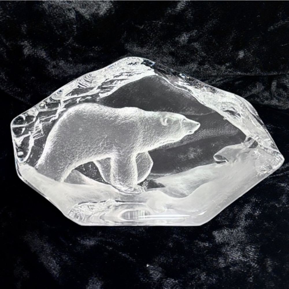 MATS JONASSON Crystal Polar Bear Statue